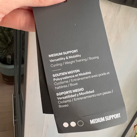 NWT - Under Armour Sports Bra - Picture 4 of 4